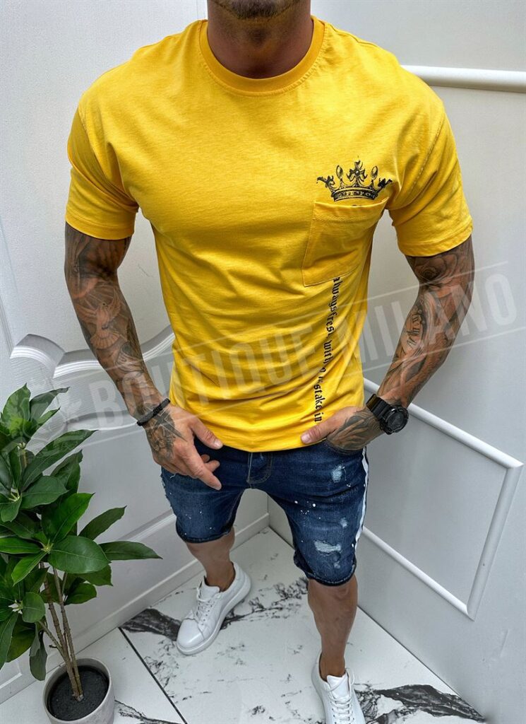 Tricou barbatesc galben cu buzunar frontal