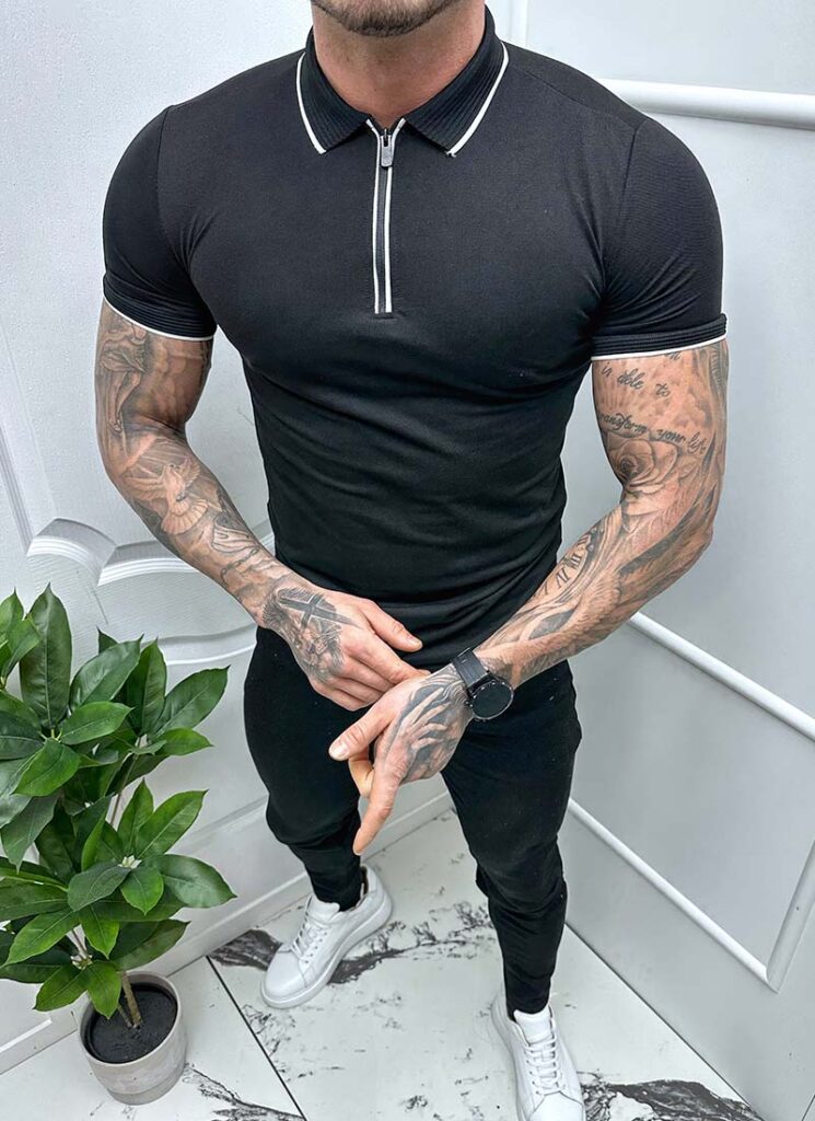Tricou barbati negru cu guler si fermoar