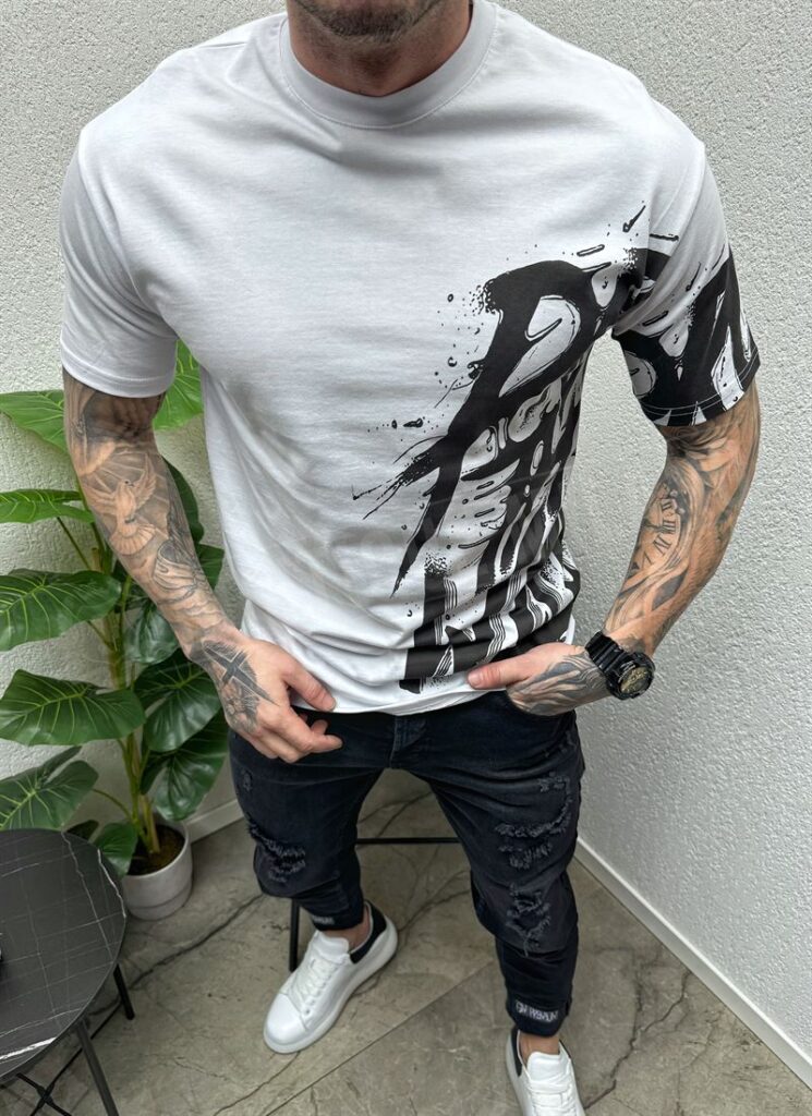 Tricou barbatesc alb cu imprimeuri T97-2
