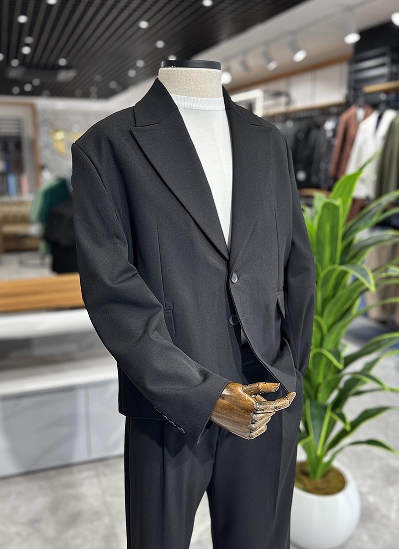 Costum barbatesti sportiv-elegant in negru 4165-1