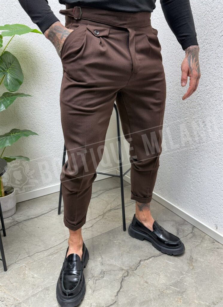 Pantaloni barbatesti sport-elegant în maro
