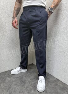Pantaloni albastri inchis eleganti pentru bărbați cu dungi