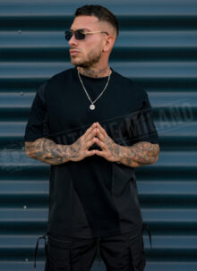 Set sport bărbătesc negru – tricou și pantaloni cargo din material textil și fâș L26076-1