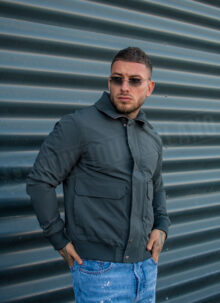 Geaca barbateasca tip windbreaker gri inchis K3694-2