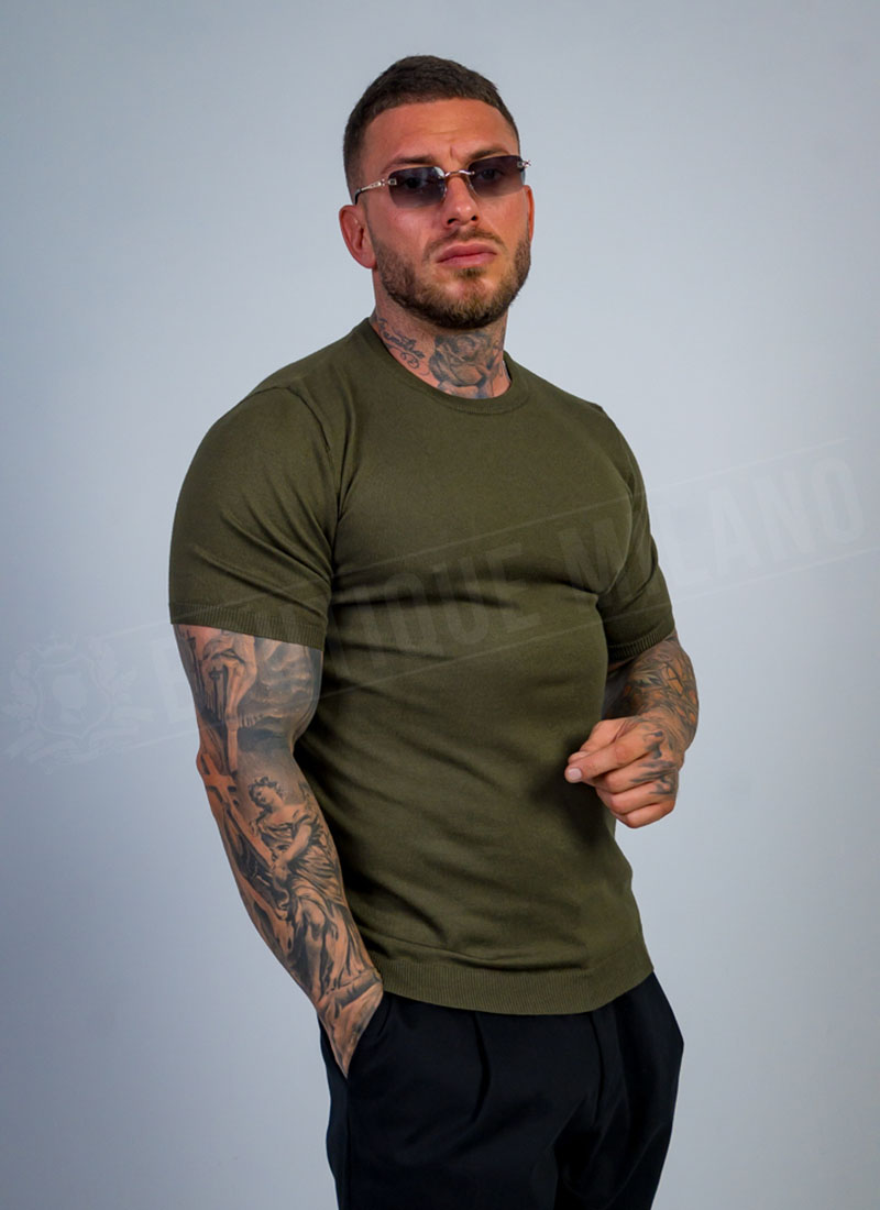 Tricou barbatesc din tricot fin verde cu guler rotund T607-23