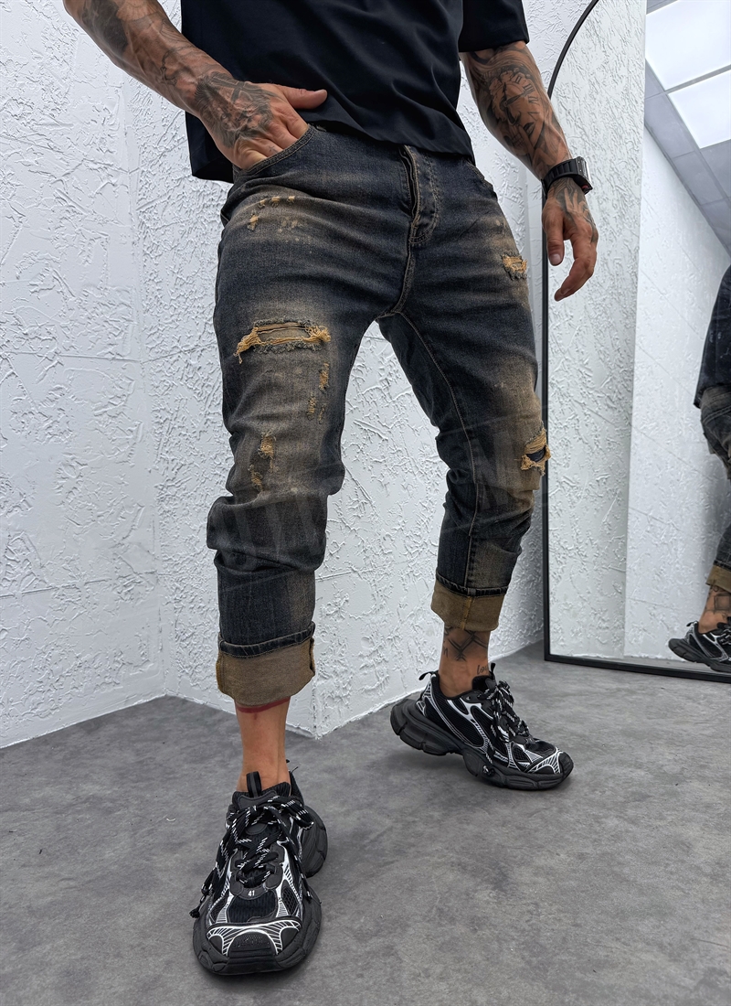 Blugi barbatesti albastru inchis cu aspect uzat si efect „Dirt Mud Wash” A8591
