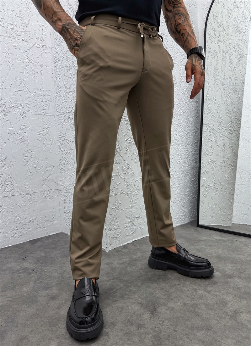 Pantaloni barbatesti maro smart-casual cu snur in talie P9417-3