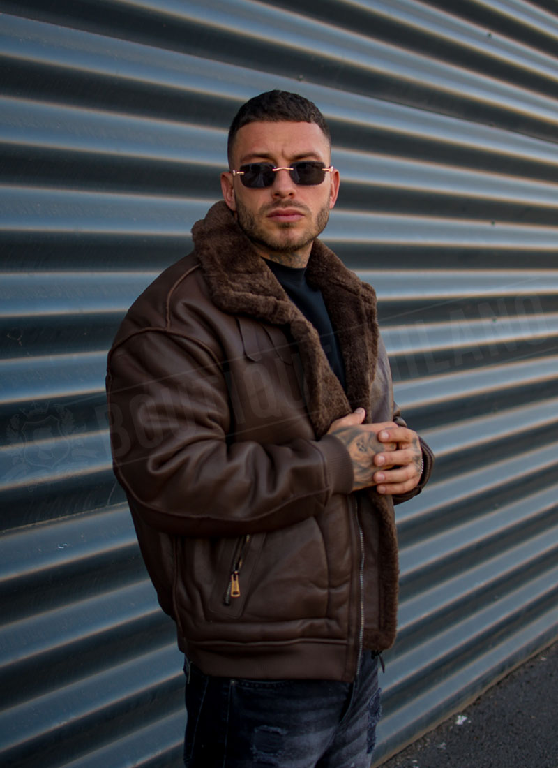 Geaca barbateasca bomber reversibila maro – model „2-IN-1 REVERSIBLE AVIATOR” K88631-3